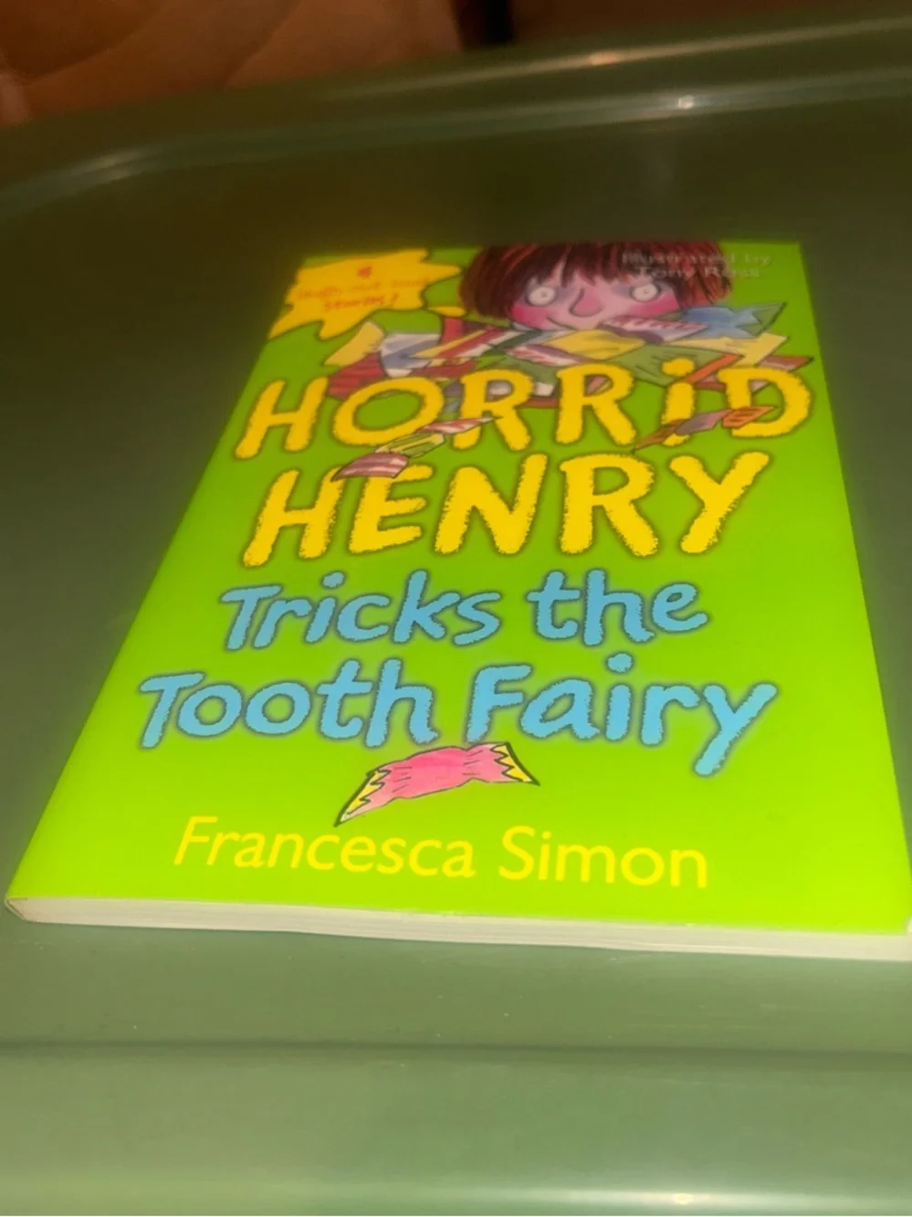 Horrid Henry: Tricks the Tooth Fairy - Bright Green Kids Book